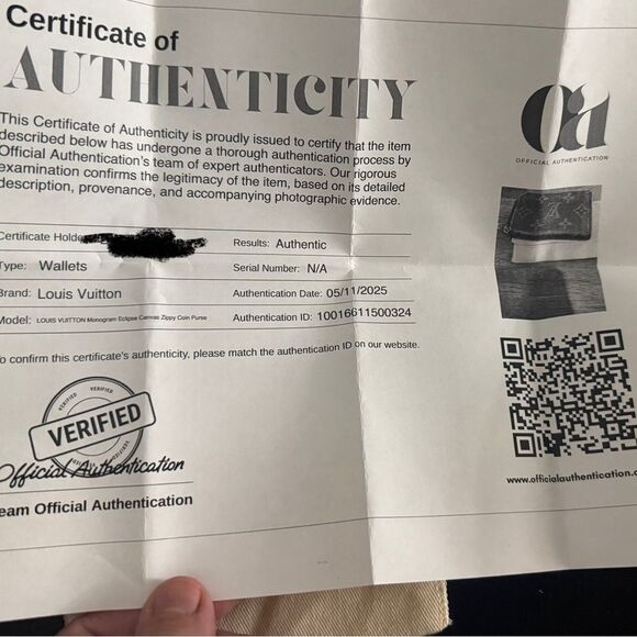 Used in excellent condition Louis Vuitton  blk Gray Eclipse Monogram Card Holder - Picture 11 of 11